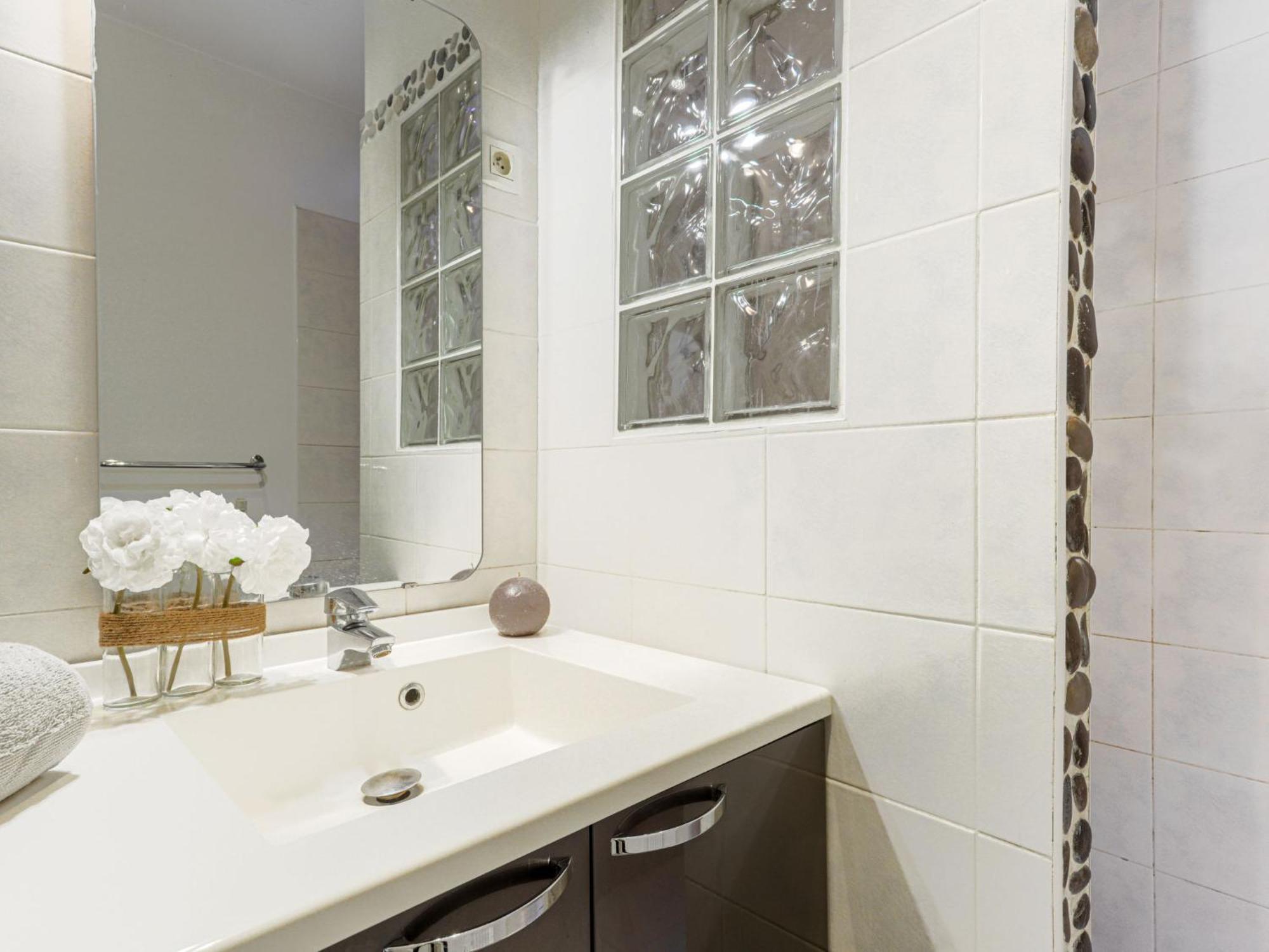 Apartment Les Yuccas Promenade Des Anglais By Interhome Ница Екстериор снимка