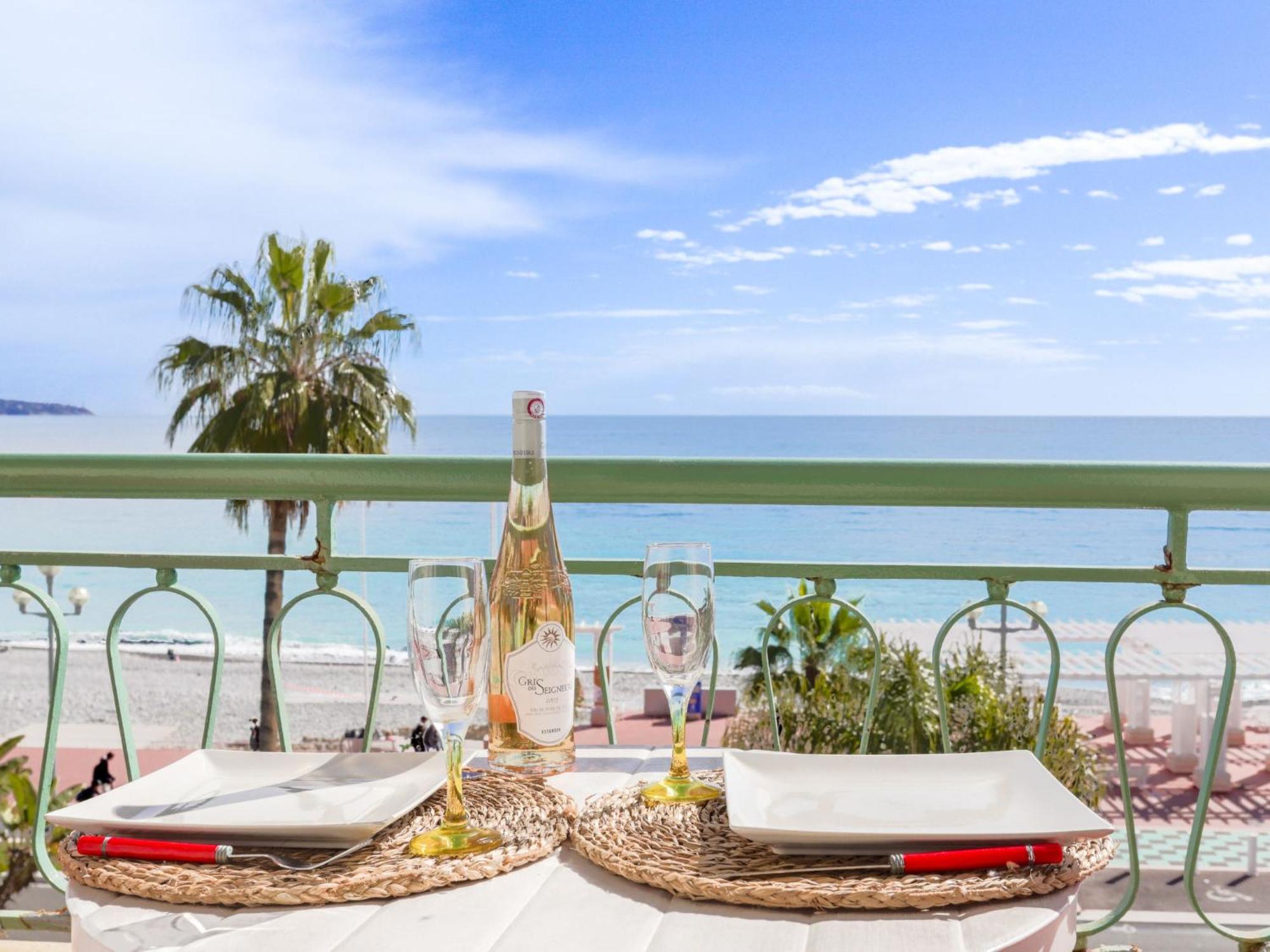 Apartment Les Yuccas Promenade Des Anglais By Interhome Ница Екстериор снимка